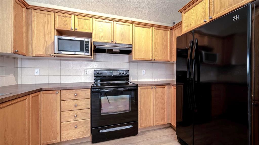 









367


Copperfield

Heights Southeast,
Calgary,




AB
T2Z 4R3

