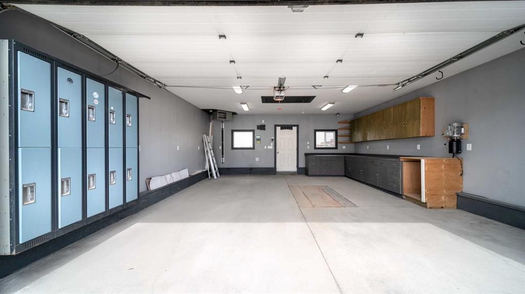 









367


Copperfield

Heights Southeast,
Calgary,




AB
T2Z 4R3

