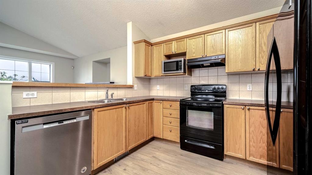 









367


Copperfield

Heights Southeast,
Calgary,




AB
T2Z 4R3

