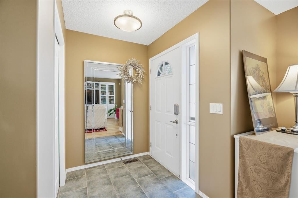









157


Cranberry

Square Southeast,
Calgary,




AB
T3M 1J6

