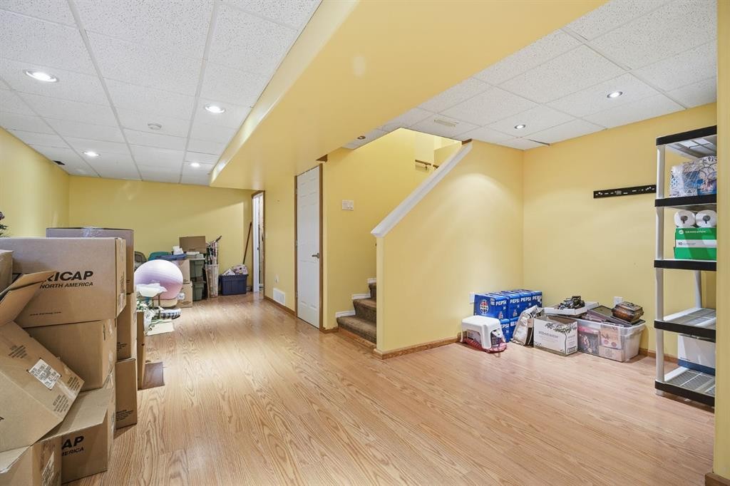 









157


Cranberry

Square Southeast,
Calgary,




AB
T3M 1J6


