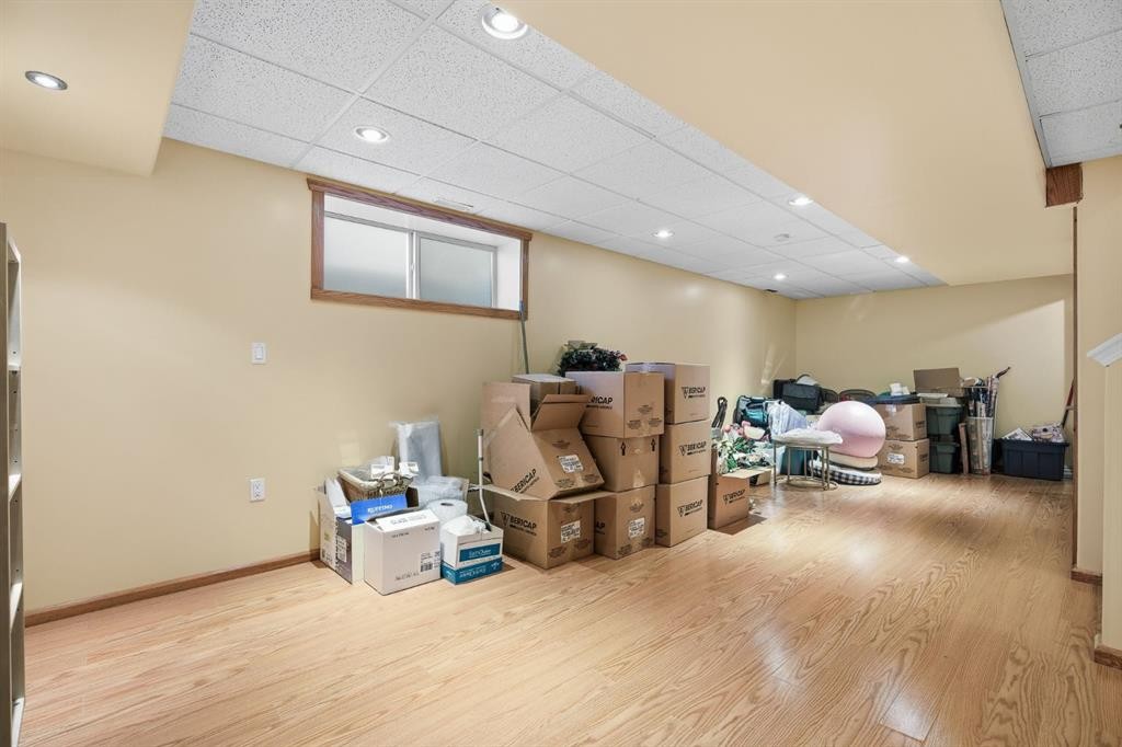 









157


Cranberry

Square Southeast,
Calgary,




AB
T3M 1J6

