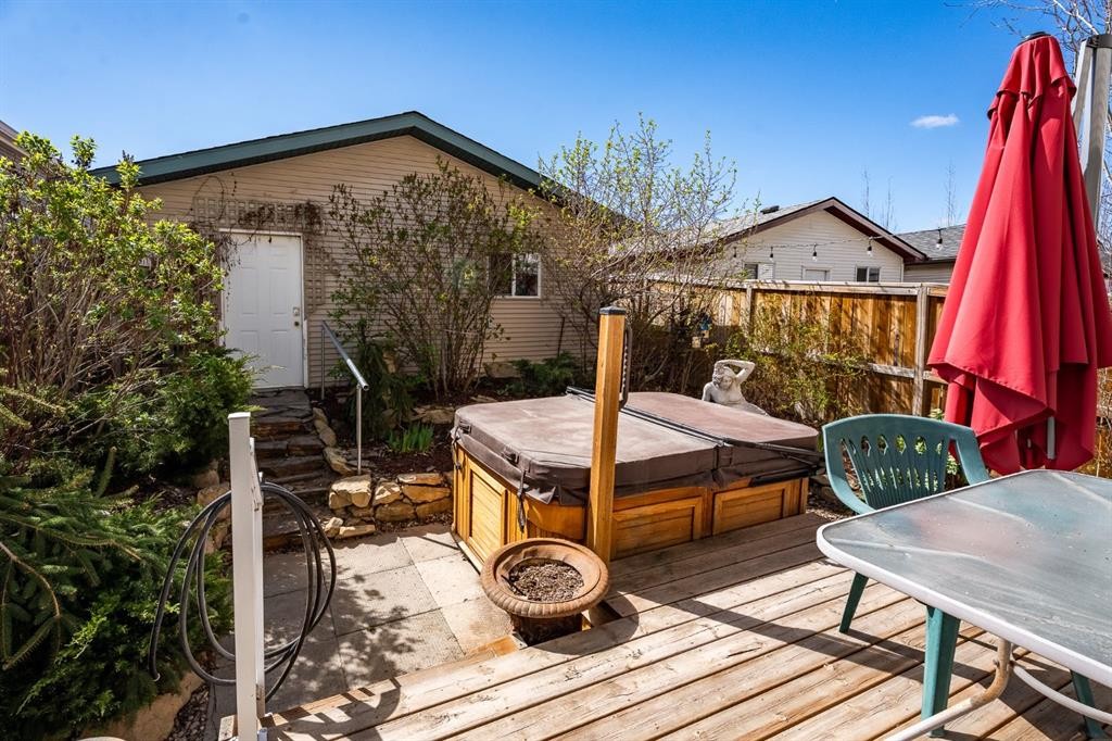 









157


Cranberry

Square Southeast,
Calgary,




AB
T3M 1J6

