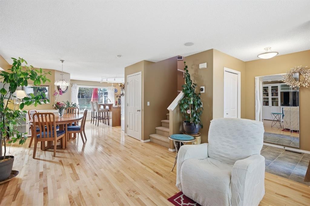 









157


Cranberry

Square Southeast,
Calgary,




AB
T3M 1J6

