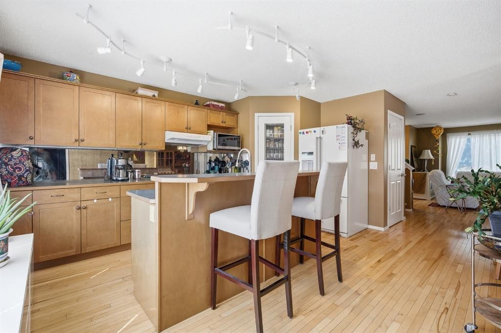 









157


Cranberry

Square Southeast,
Calgary,




AB
T3M 1J6

