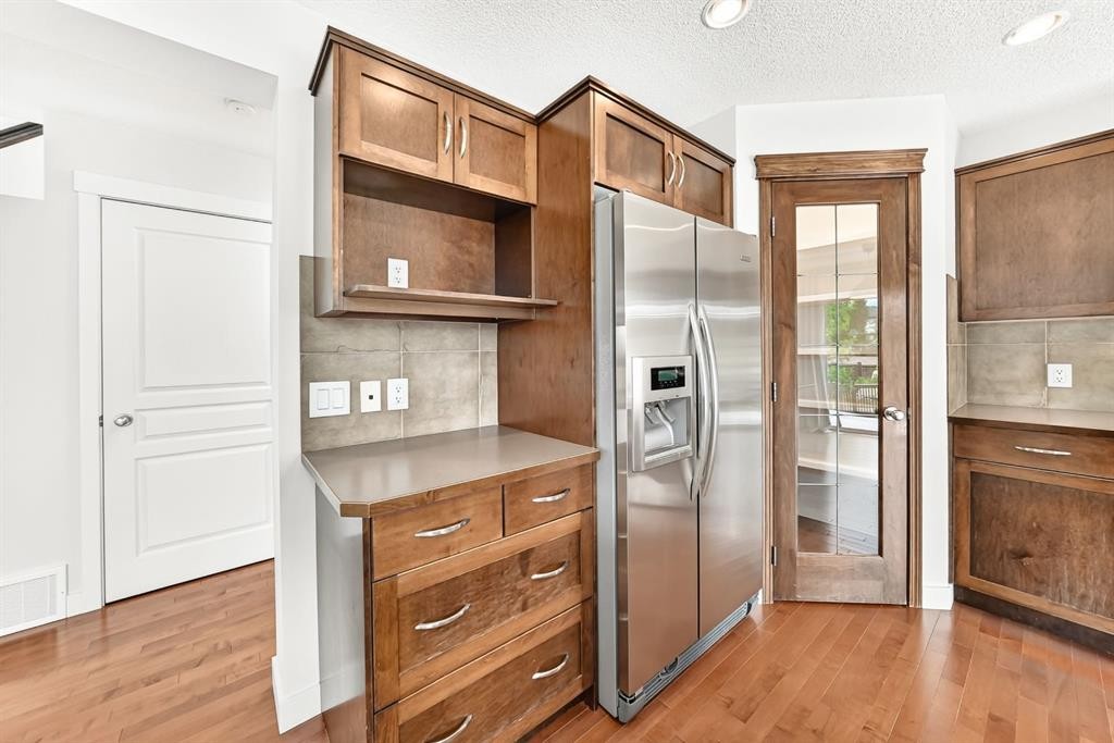 









799


Tuscany

Drive Northwest,
Calgary,




AB
T3L 3A4

