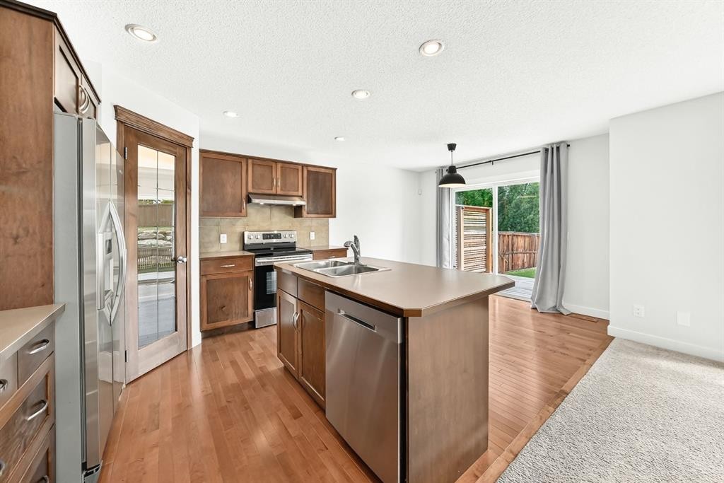 









799


Tuscany

Drive Northwest,
Calgary,




AB
T3L 3A4

