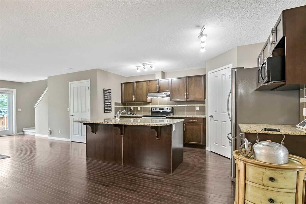 









32


Cranston

Gate Southeast,
Calgary,




AB
T3M 0W8

