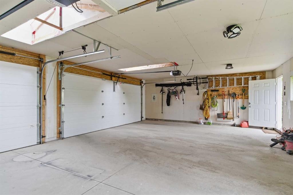









1945


Mountview

Crescent Northeast,
Calgary,




AB
T2E 5N4

