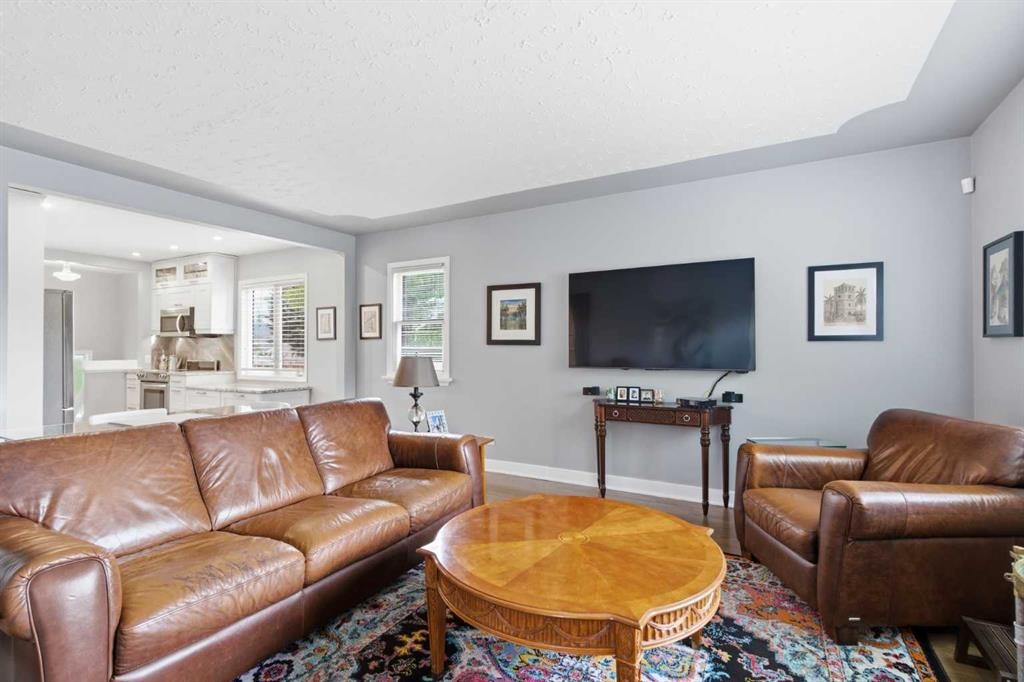 









1945


Mountview

Crescent Northeast,
Calgary,




AB
T2E 5N4

