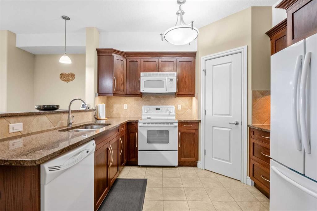









2330


Fish Creek

Boulevard Southwest, 2303,
Calgary,




AB
T2Y0L1

