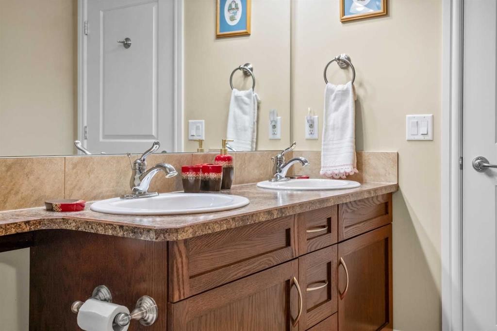









2330


Fish Creek

Boulevard Southwest, 2303,
Calgary,




AB
T2Y0L1

