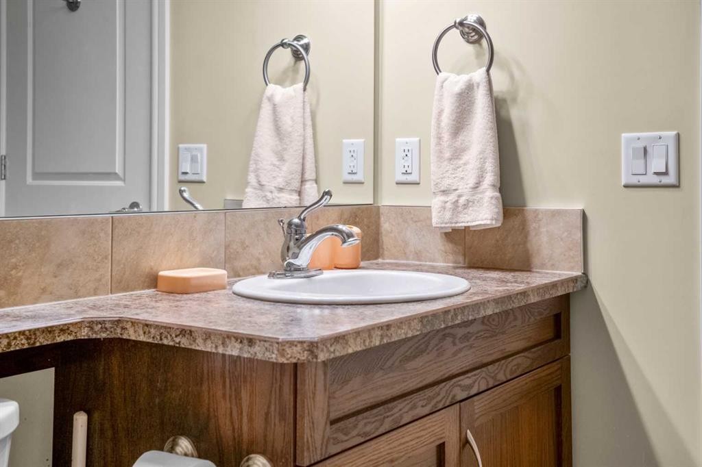 









2330


Fish Creek

Boulevard Southwest, 2303,
Calgary,




AB
T2Y0L1

