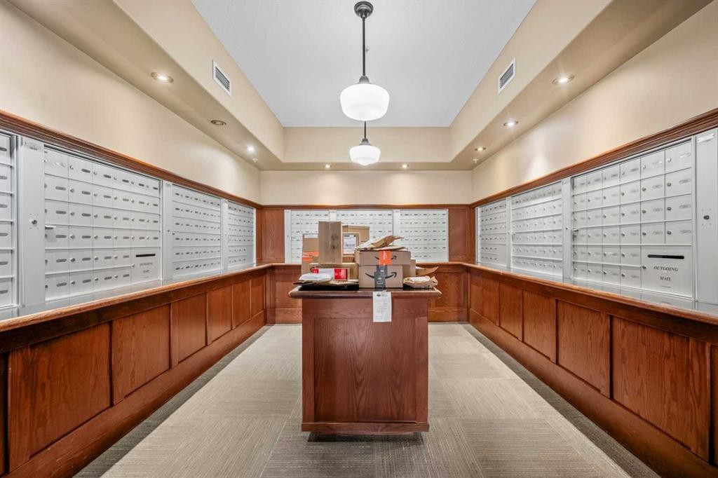 









2330


Fish Creek

Boulevard Southwest, 2303,
Calgary,




AB
T2Y0L1

