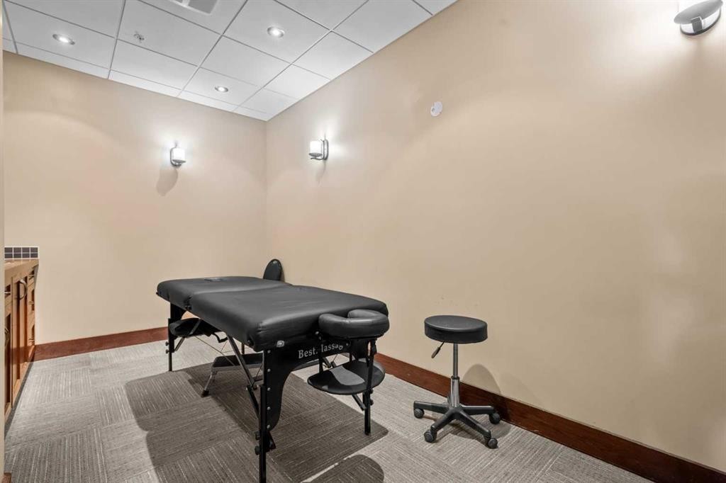 









2330


Fish Creek

Boulevard Southwest, 2303,
Calgary,




AB
T2Y0L1

