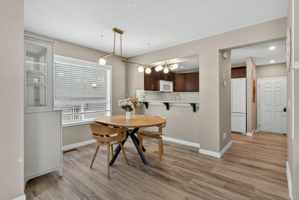









1012


Windsong

Drive Southwest,
Airdrie,




AB
T4B 0P2

