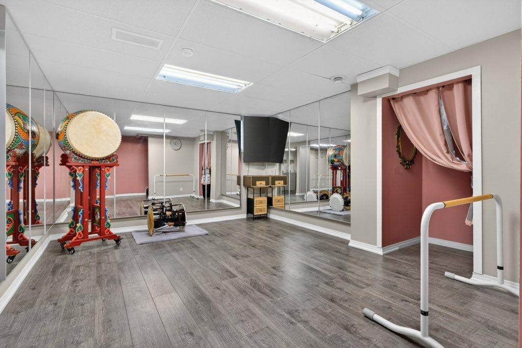 









1012


Windsong

Drive Southwest,
Airdrie,




AB
T4B 0P2

