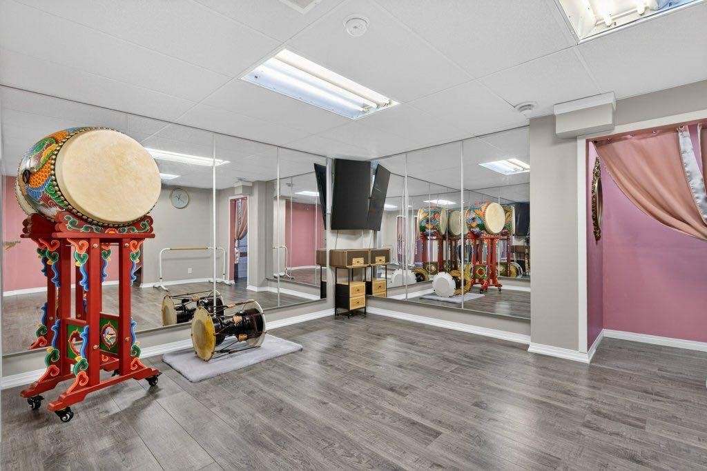 









1012


Windsong

Drive Southwest,
Airdrie,




AB
T4B 0P2

