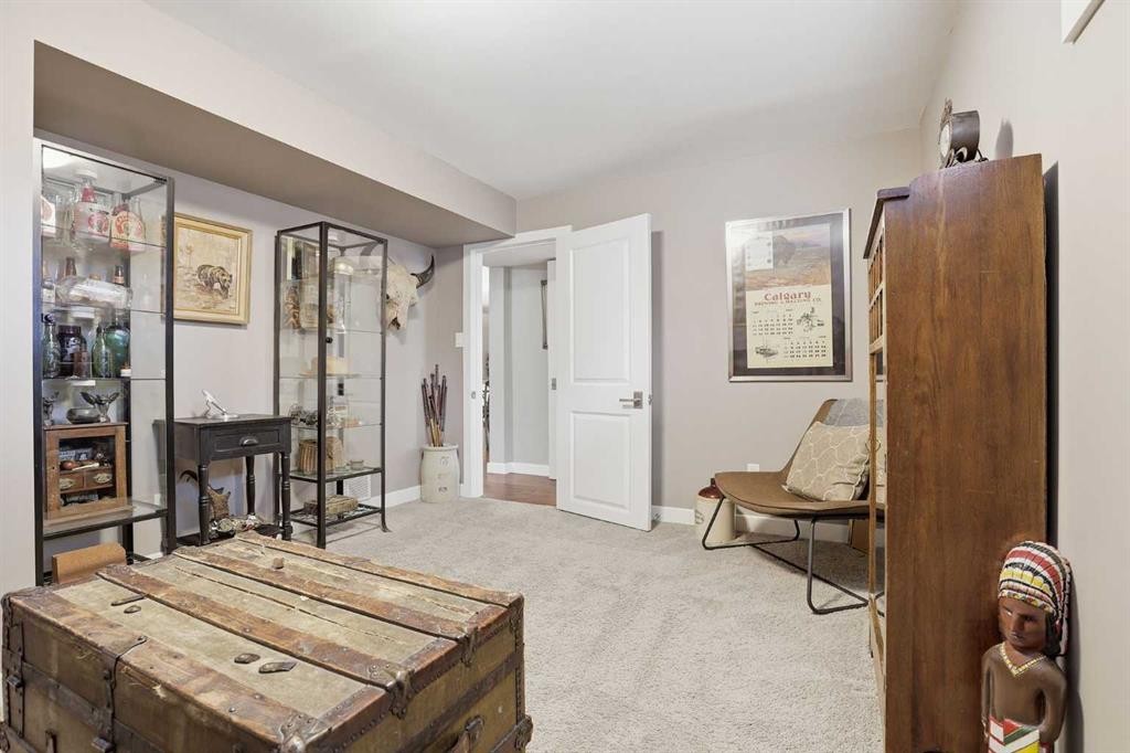 









8343


48

Avenue Northwest,
Calgary,




AB
T3B 2A9

