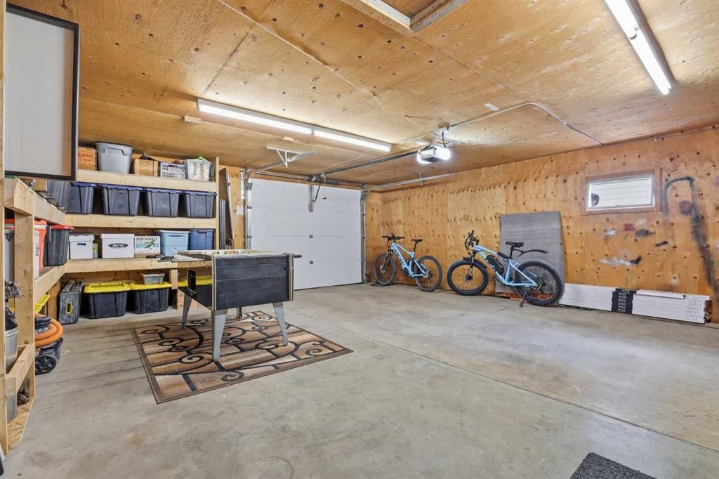









8343


48

Avenue Northwest,
Calgary,




AB
T3B 2A9

