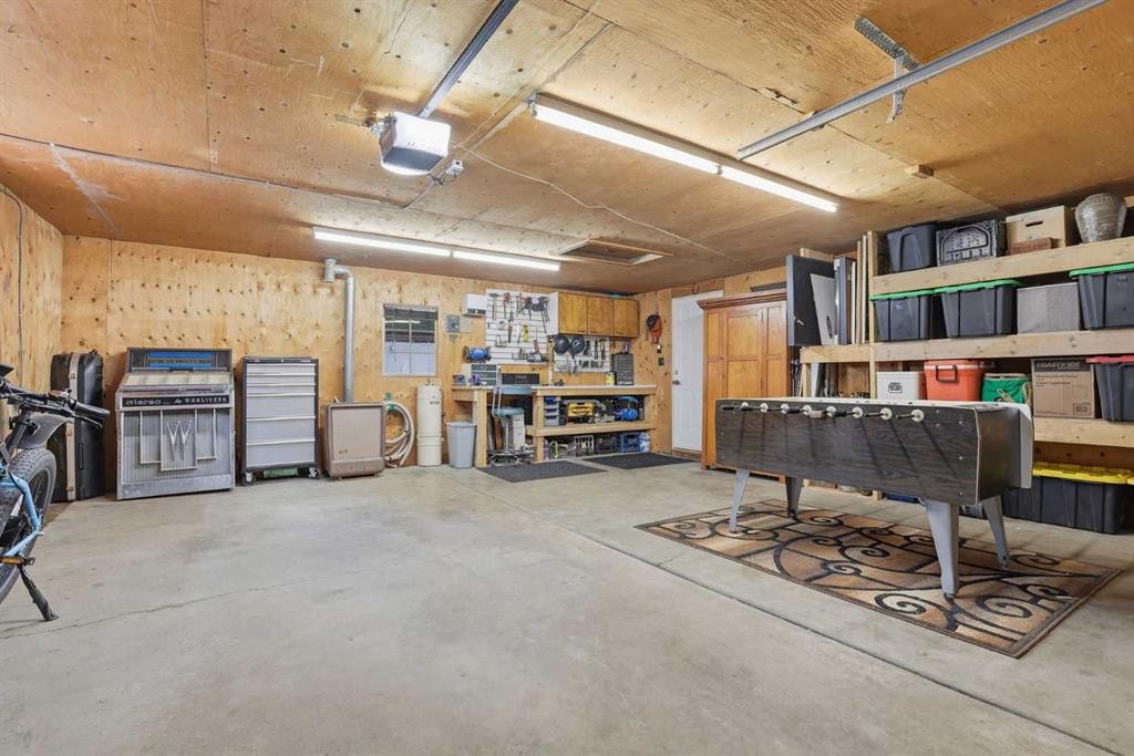 









8343


48

Avenue Northwest,
Calgary,




AB
T3B 2A9

