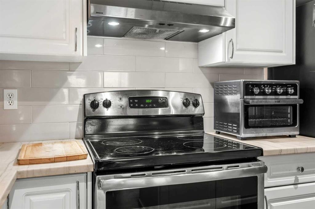 









118


Somervale

Point Southwest,
Calgary,




AB
T2Y 3K4

