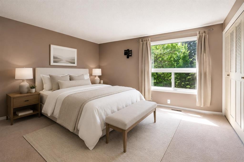 









5625


Silverdale

Drive Northwest, 31,
Calgary,




AB
T3B 4N5

