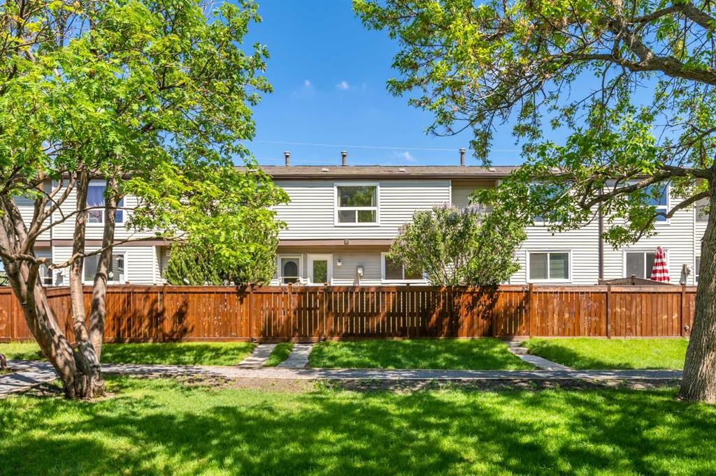 









5625


Silverdale

Drive Northwest, 31,
Calgary,




AB
T3B 4N5

