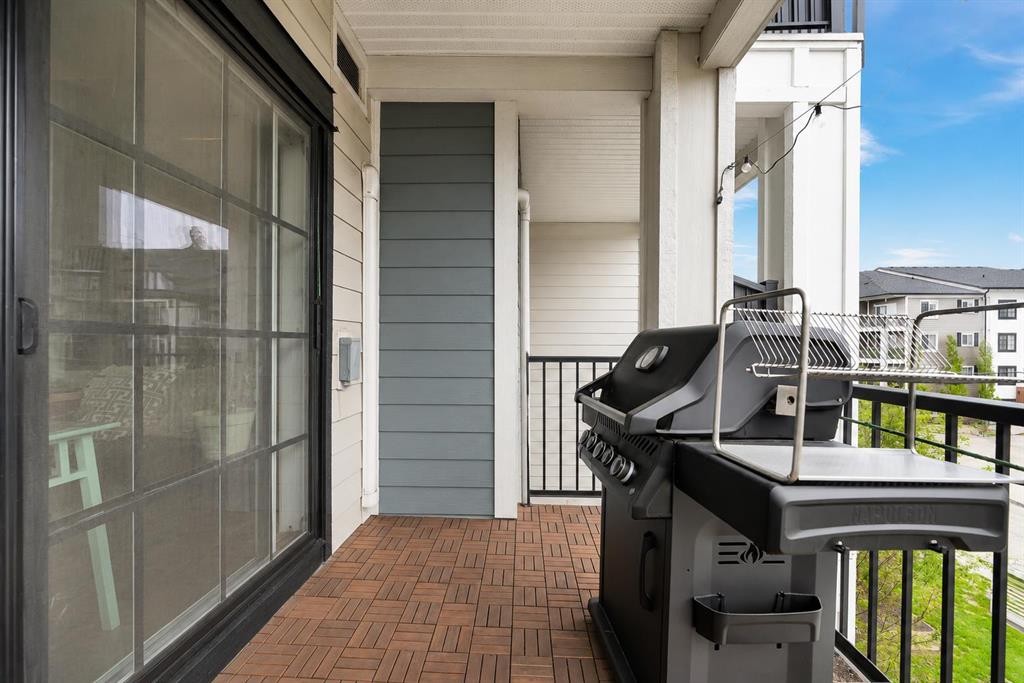 









215


Legacy

Boulevard Southeast, 3305,
Calgary,




AB
T2X 3Z6

