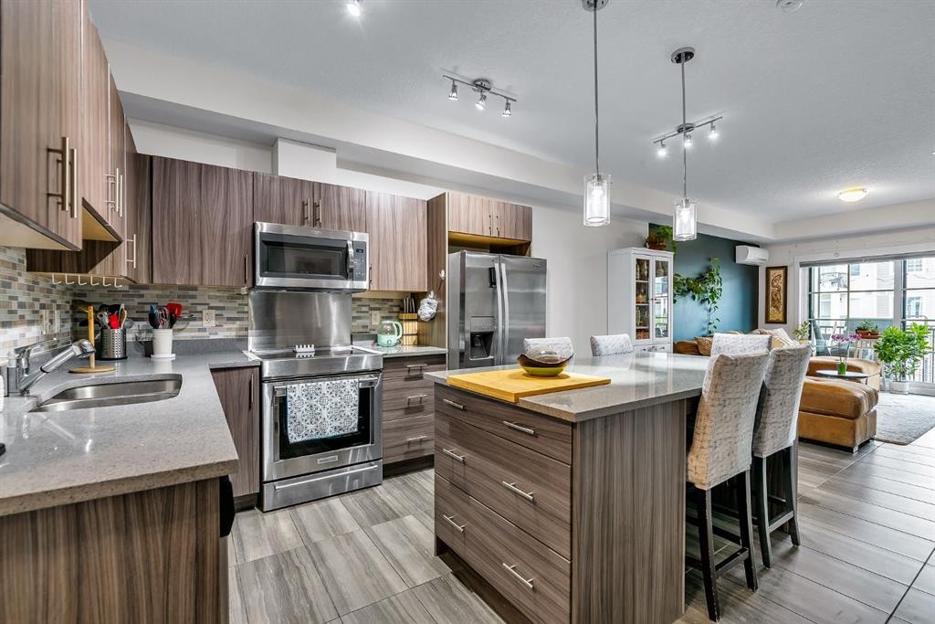 









215


Legacy

Boulevard Southeast, 3305,
Calgary,




AB
T2X 3Z6

