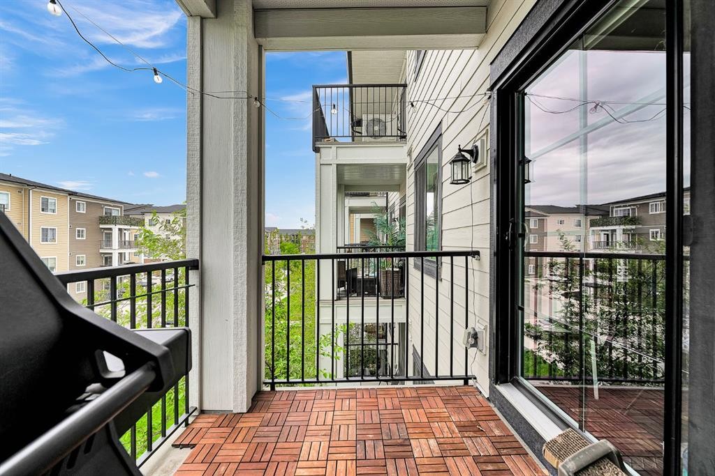 









215


Legacy

Boulevard Southeast, 3305,
Calgary,




AB
T2X 3Z6

