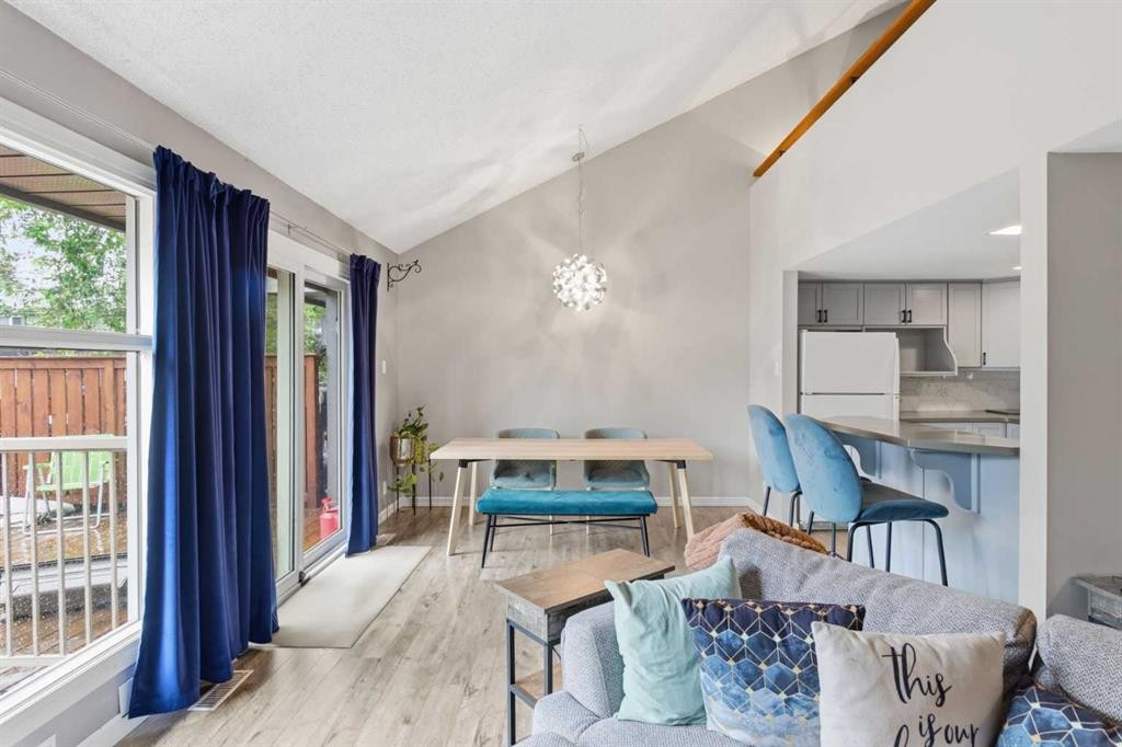 









2225


Oakmoor

Drive Southwest, 57,
Calgary,




AB
T2V 4N6

