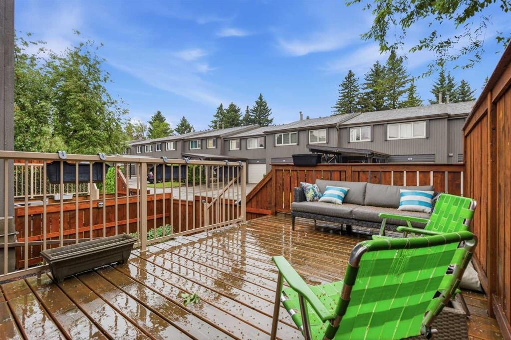 









2225


Oakmoor

Drive Southwest, 57,
Calgary,




AB
T2V 4N6

