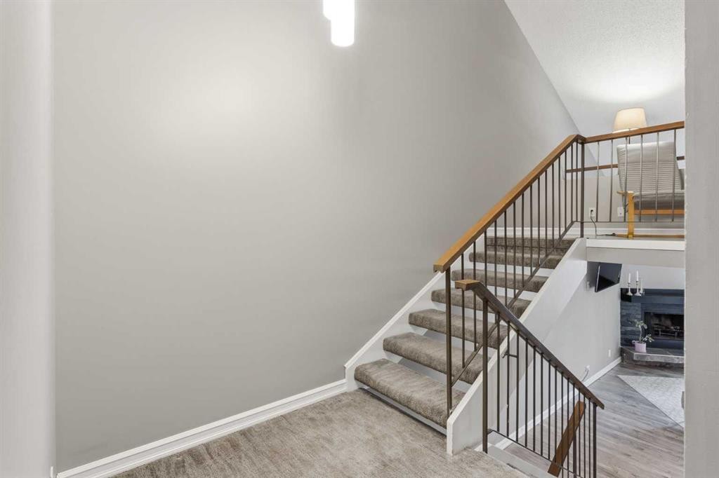 









2225


Oakmoor

Drive Southwest, 57,
Calgary,




AB
T2V 4N6

