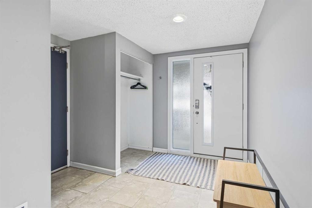 









2225


Oakmoor

Drive Southwest, 57,
Calgary,




AB
T2V 4N6

