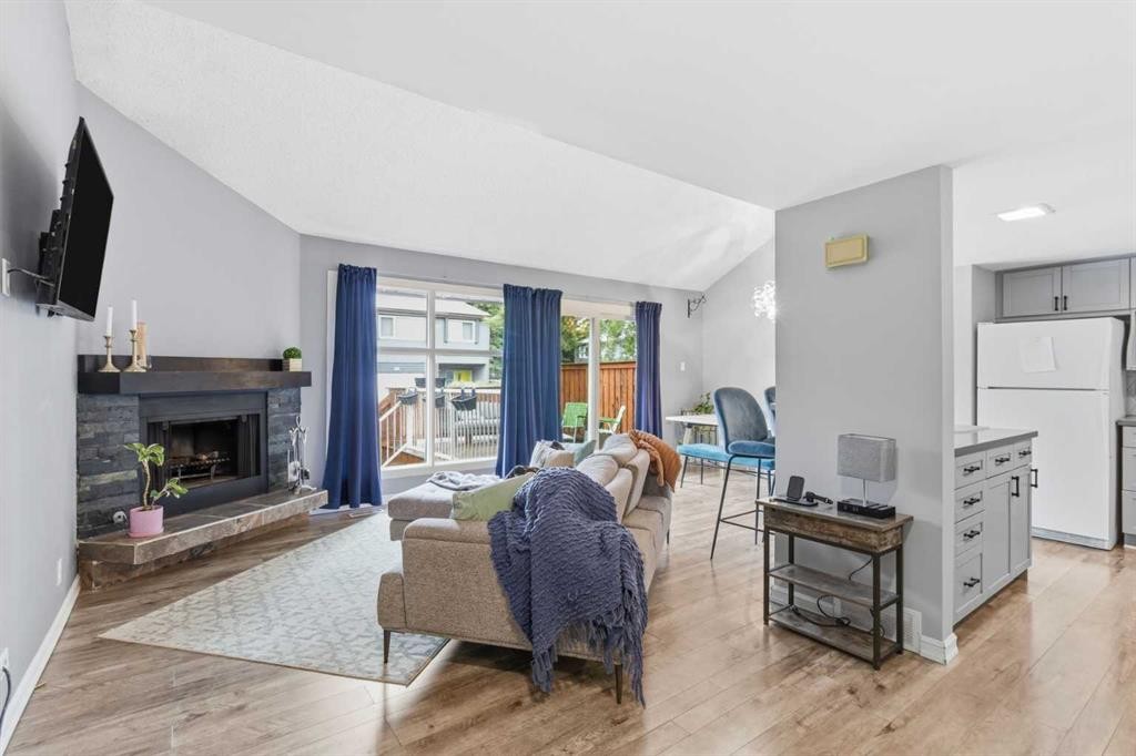









2225


Oakmoor

Drive Southwest, 57,
Calgary,




AB
T2V 4N6

