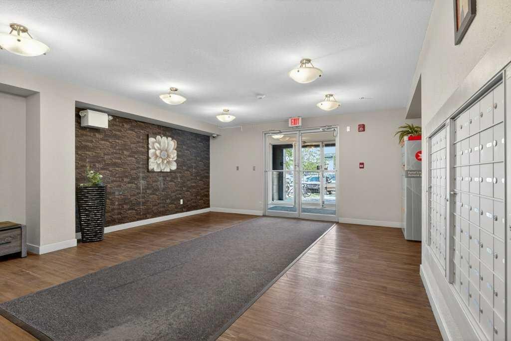 









7210


80

Avenue Northeast, 225,
Calgary,




AB
T3J 0N7

