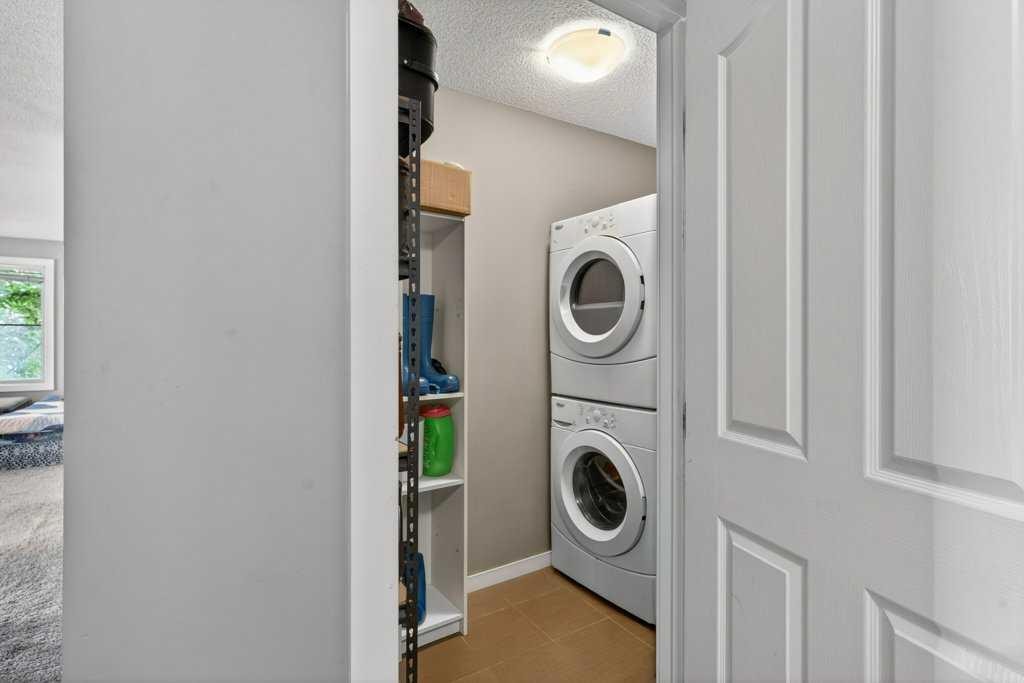 









7210


80

Avenue Northeast, 225,
Calgary,




AB
T3J 0N7

