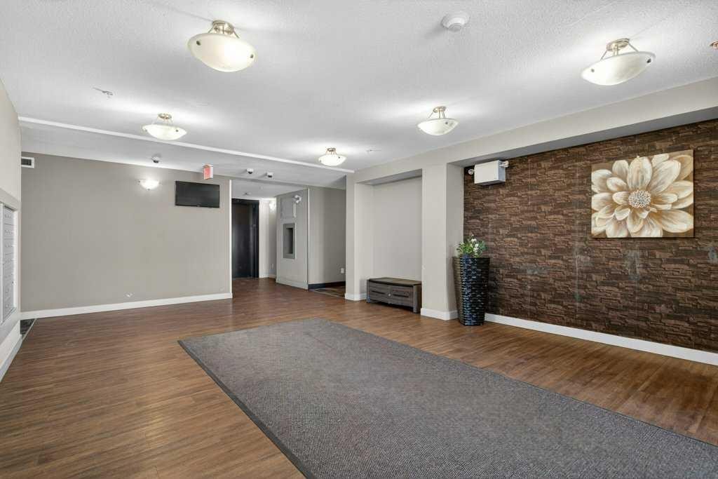 









7210


80

Avenue Northeast, 225,
Calgary,




AB
T3J 0N7

