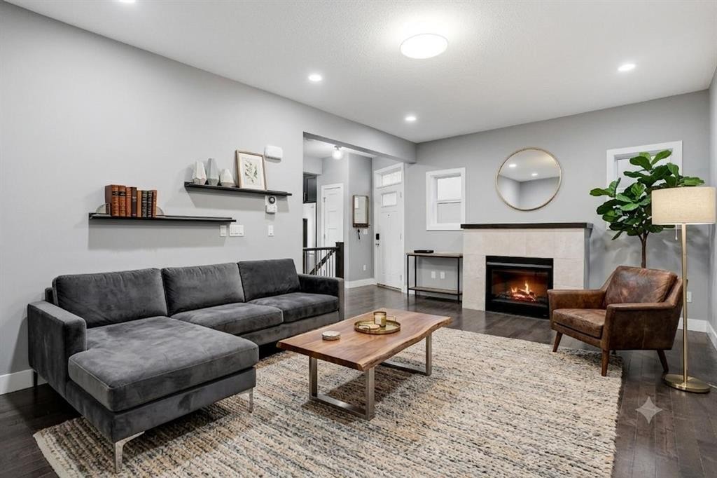 









112


23

Avenue Northeast, 2,
Calgary,




AB
T2E 1V5


