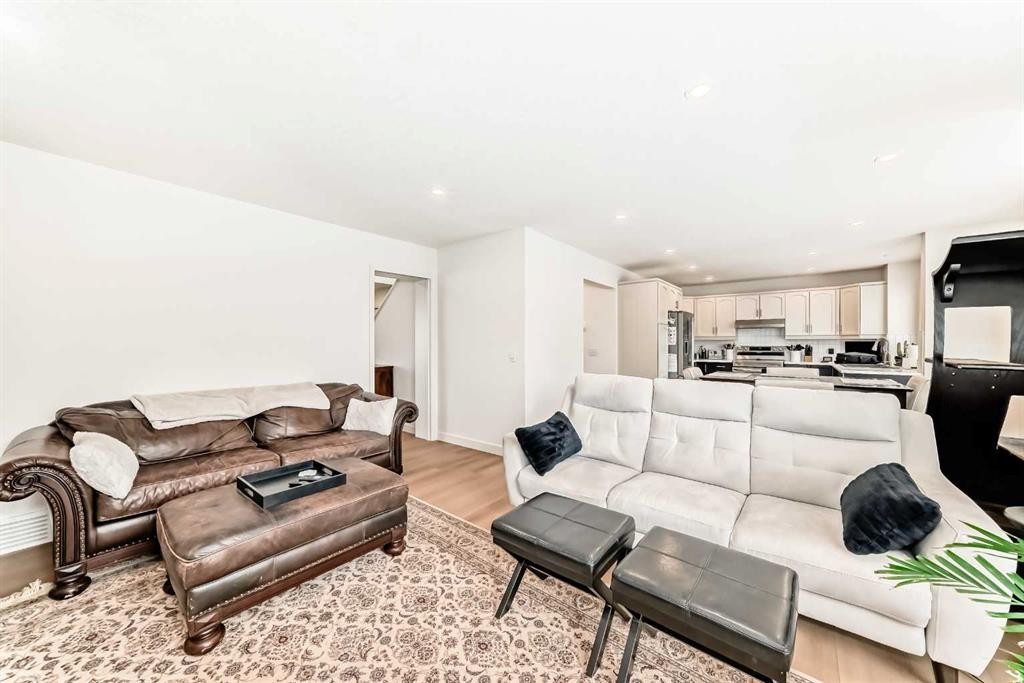 









163


Shannon

Circle Southwest,
Calgary,




AB
T2Y 2L1

