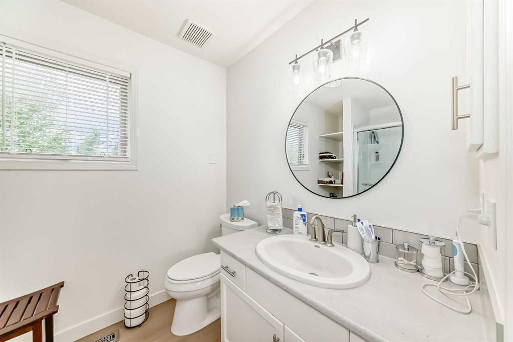 









163


Shannon

Circle Southwest,
Calgary,




AB
T2Y 2L1


