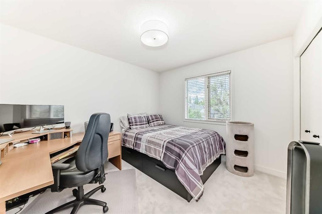 









163


Shannon

Circle Southwest,
Calgary,




AB
T2Y 2L1

