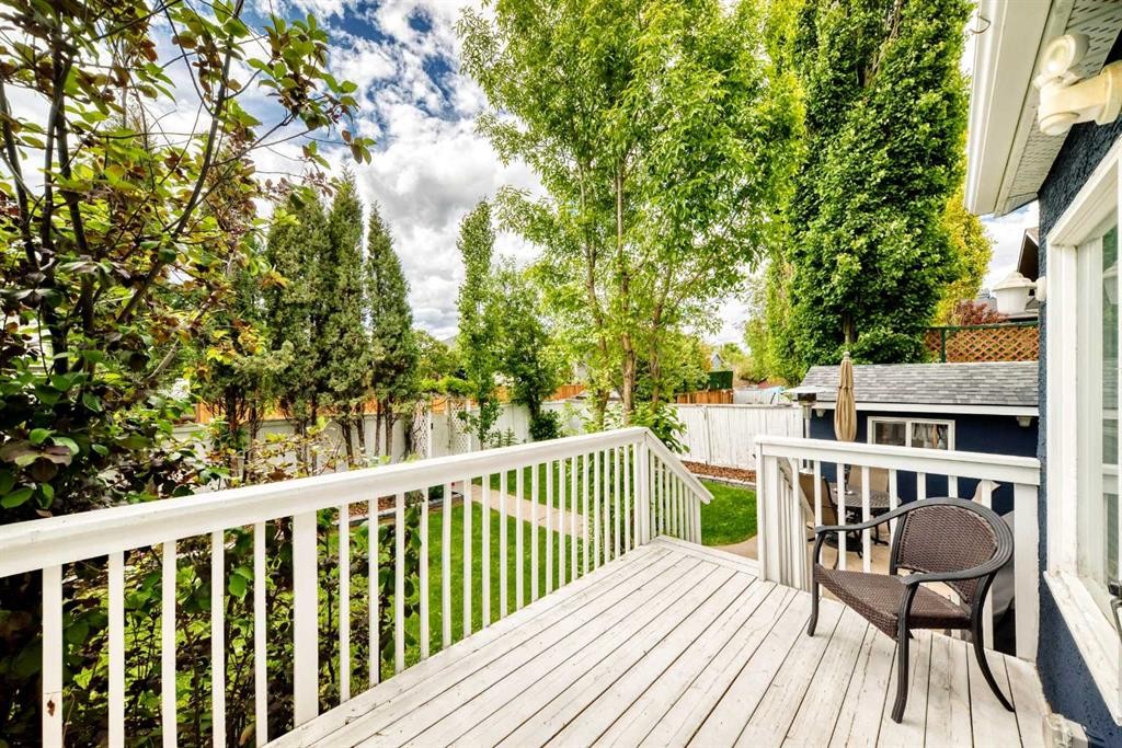 









163


Shannon

Circle Southwest,
Calgary,




AB
T2Y 2L1

