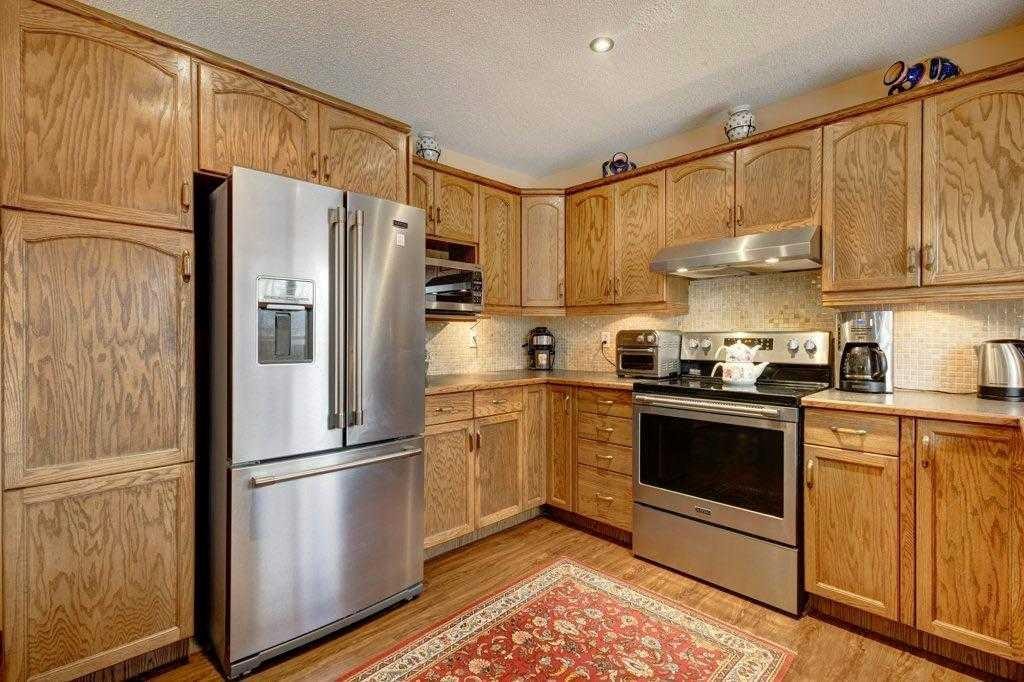 









163


Shannon

Circle Southwest,
Calgary,




AB
T2Y 2L1

