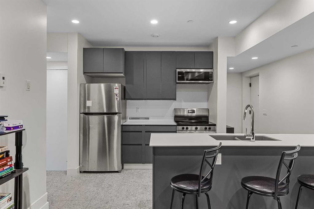 









254A


Three Sisters

Drive,
Canmore,




AB
T1W 2M7

