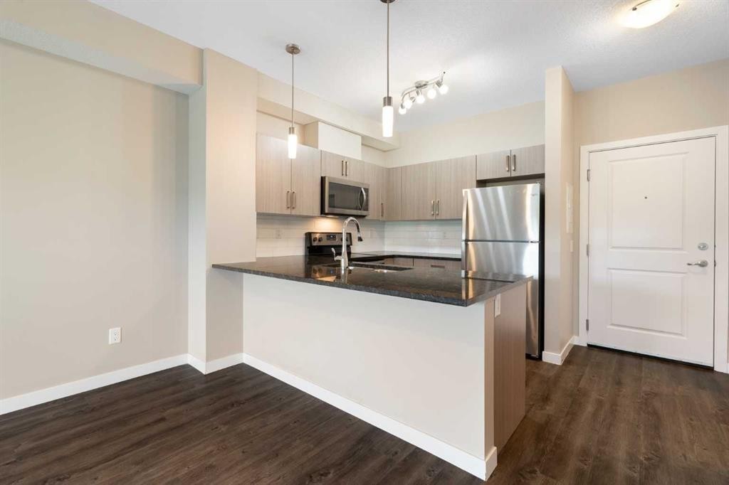 









200


Cranfield

Common Southeast, 224,
Calgary,




AB
T3M 1S2

