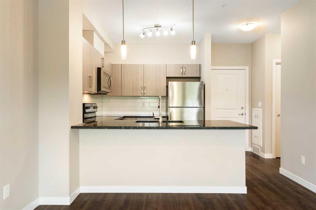 









200


Cranfield

Common Southeast, 224,
Calgary,




AB
T3M 1S2

