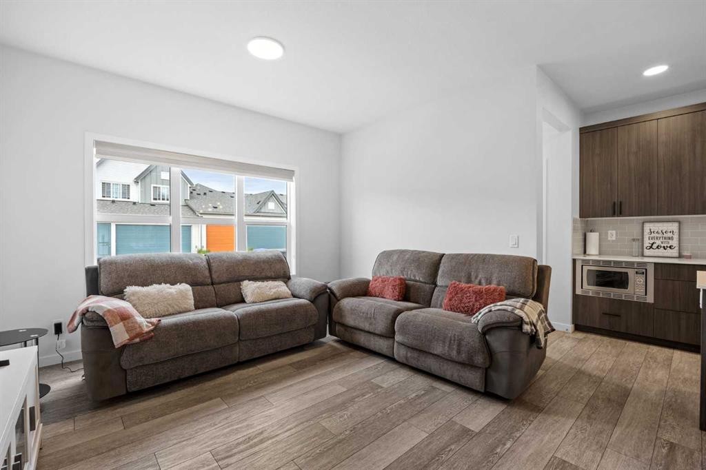 









288


Lucas

Boulevard Northwest,
Calgary,




AB
T3P 1X2


