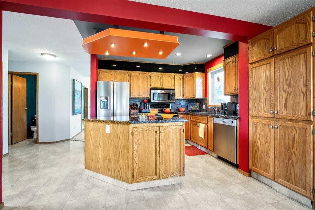 









1120


High Country

Drive Northwest,
High River,




AB
T1V 1E2

